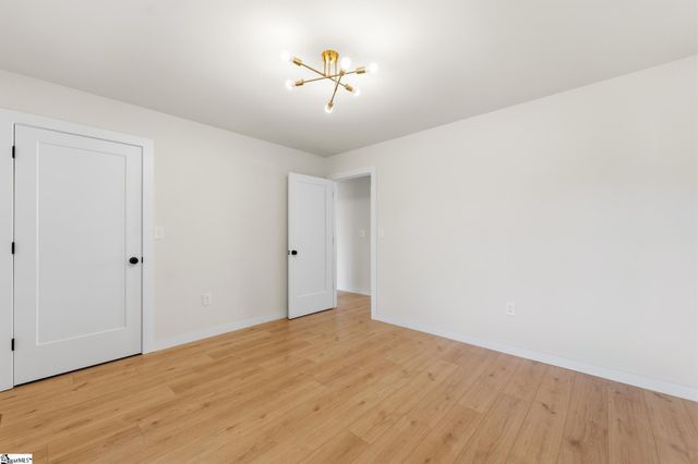 207 Donaree Circle, Anderson, SC 29625