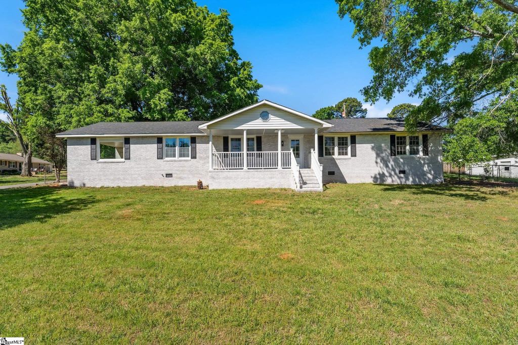207 Donaree Circle, Anderson, SC 29625