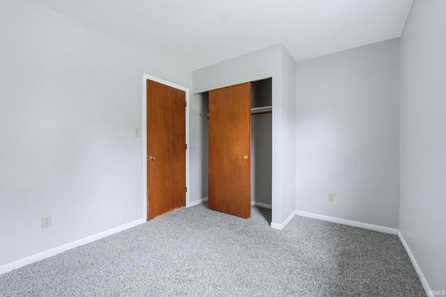 2910 Stanford Avenue, Fort Wayne, IN 46808