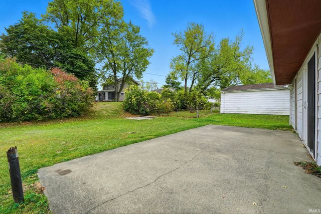 2910 Stanford Avenue, Fort Wayne, IN 46808