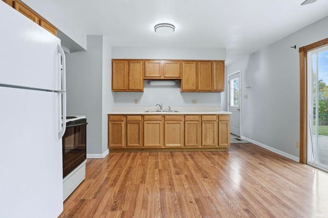 2910 Stanford Avenue, Fort Wayne, IN 46808