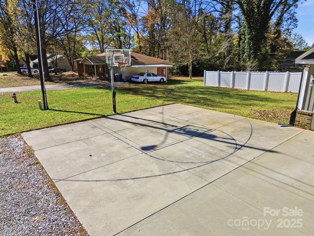 1436 Trotters Ridge Road, Kannapolis, NC 28081