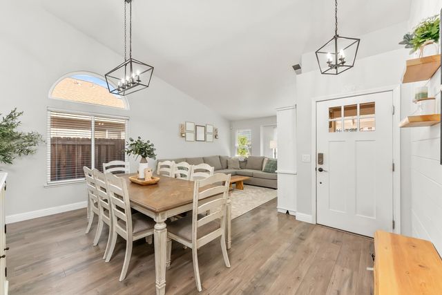 1228 Chablis Cir, Roseville, CA 95747