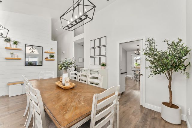 1228 Chablis Cir, Roseville, CA 95747