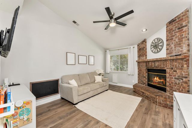 1228 Chablis Cir, Roseville, CA 95747