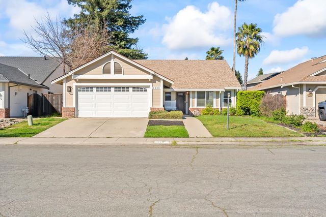 1228 Chablis Cir, Roseville, CA 95747