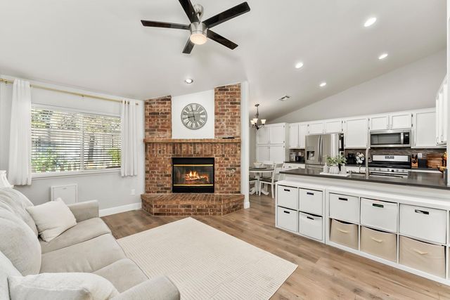 1228 Chablis Cir, Roseville, CA 95747