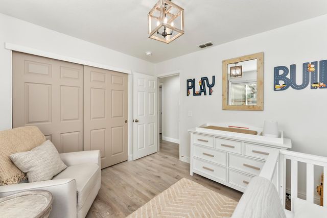 1228 Chablis Cir, Roseville, CA 95747