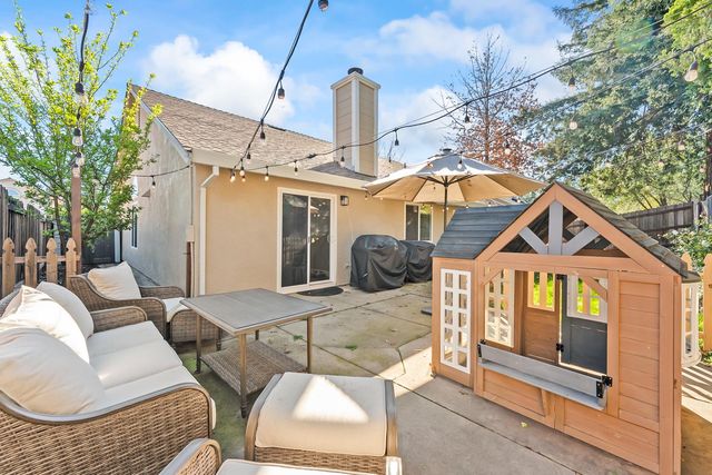 1228 Chablis Cir, Roseville, CA 95747