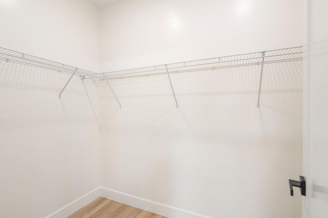 404 SUGARBERRY DR, Columbia, MO 65201