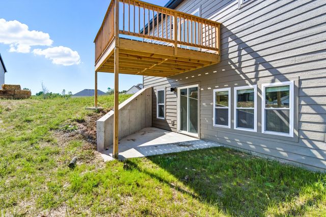 404 SUGARBERRY DR, Columbia, MO 65201