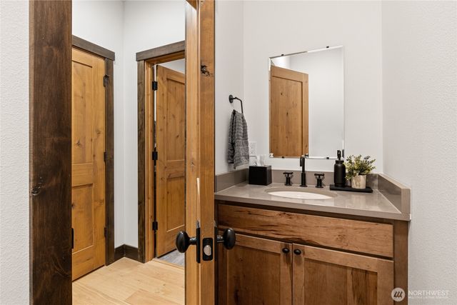 140 Big Rock Lane, Cle Elum, WA 98922