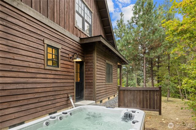 140 Big Rock Lane, Cle Elum, WA 98922