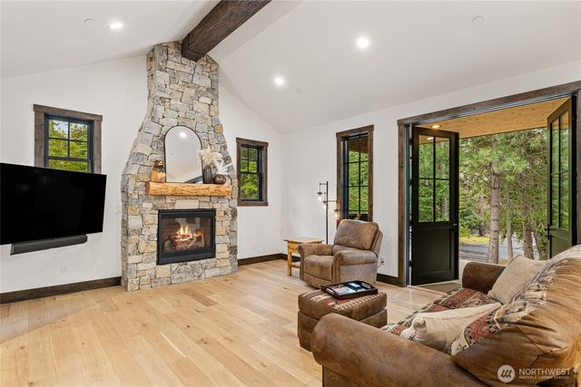 140 Big Rock Lane, Cle Elum, WA 98922