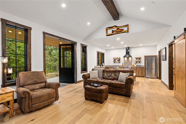 140 Big Rock Lane, Cle Elum, WA 98922