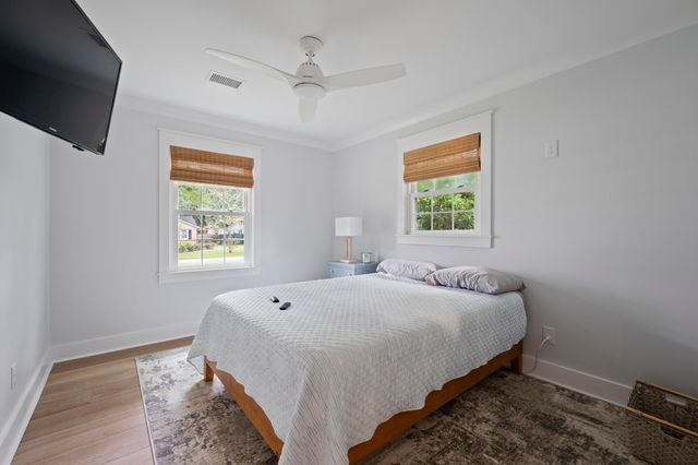 940 Cliffwood Drive, Mount Pleasant, SC 29464