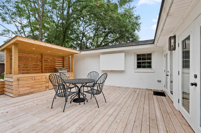 940 Cliffwood Drive, Mount Pleasant, SC 29464