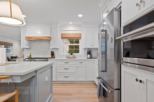 940 Cliffwood Drive, Mount Pleasant, SC 29464