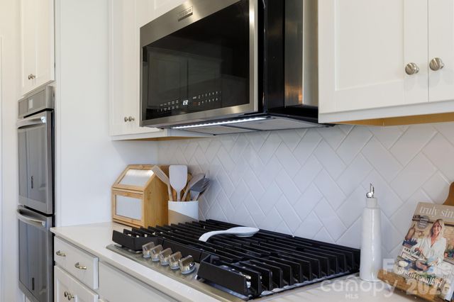 2138 Bowie Stone Court, Fort Mill, SC 29715