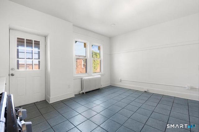 1735 Central Avenue, Bridgeport, CT 06610