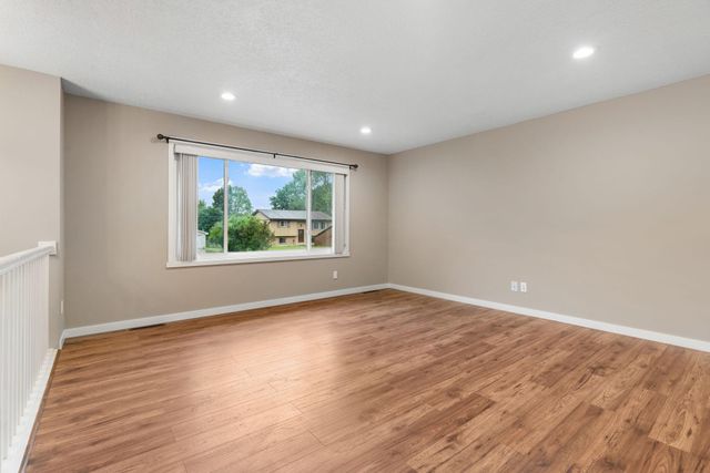 11202 97th Place N, Maple Grove, MN 55369