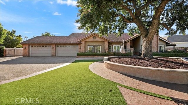 2785 State St, Corona, CA 92881