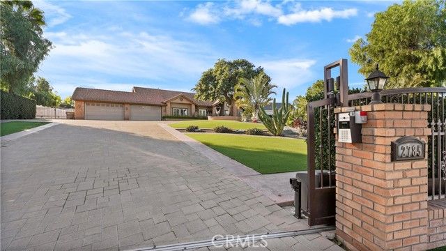 2785 State St, Corona, CA 92881