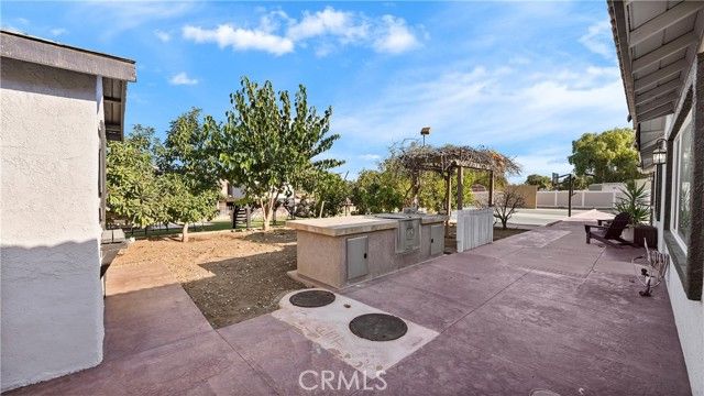 2785 State St, Corona, CA 92881