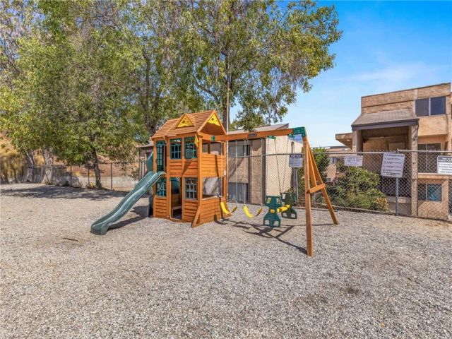 1765 Neil Armstrong 202, Montebello, CA 90640