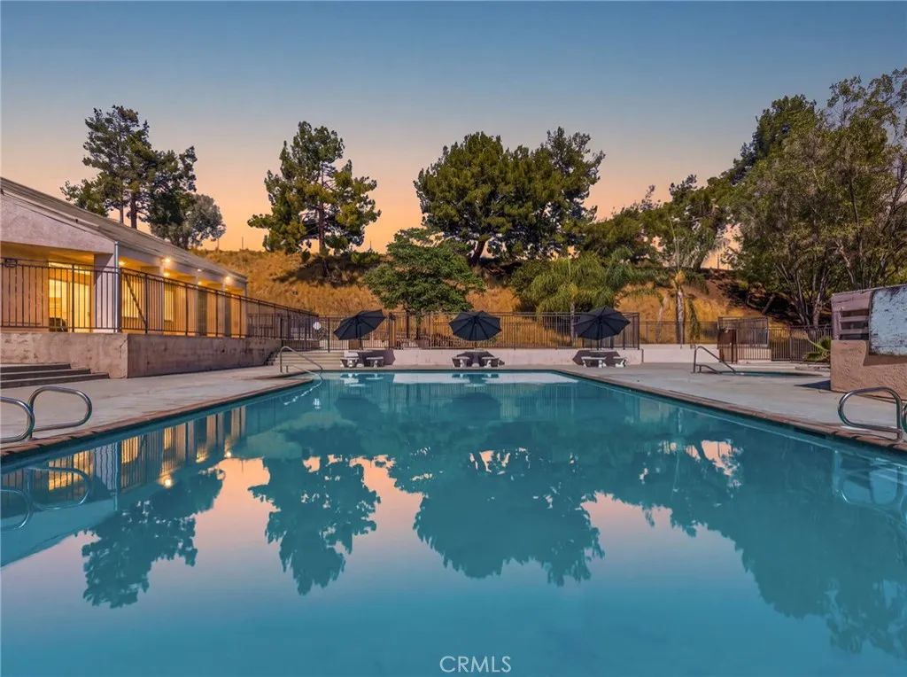 1765 Neil Armstrong 202, Montebello, CA 90640