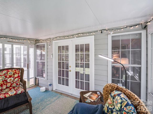 179 Kingfisher Lane, Mills River, NC 28759