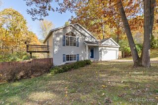 6861 Whispering Forest Drive NE, Cedar Springs, MI 49319