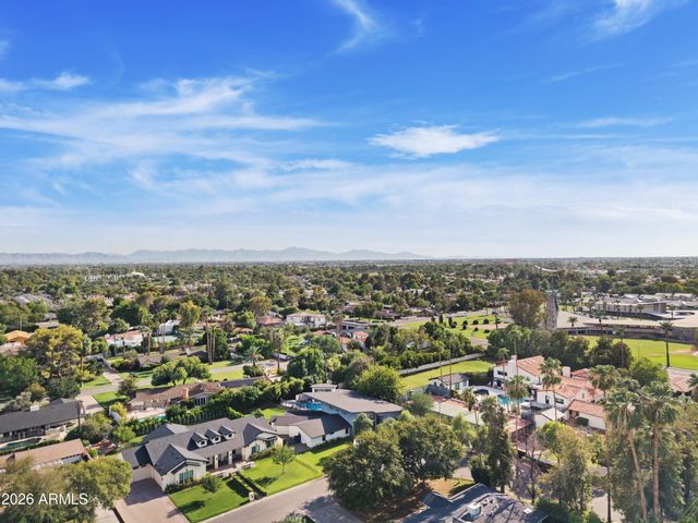 525 W LAMAR Road W, Phoenix, AZ 85013