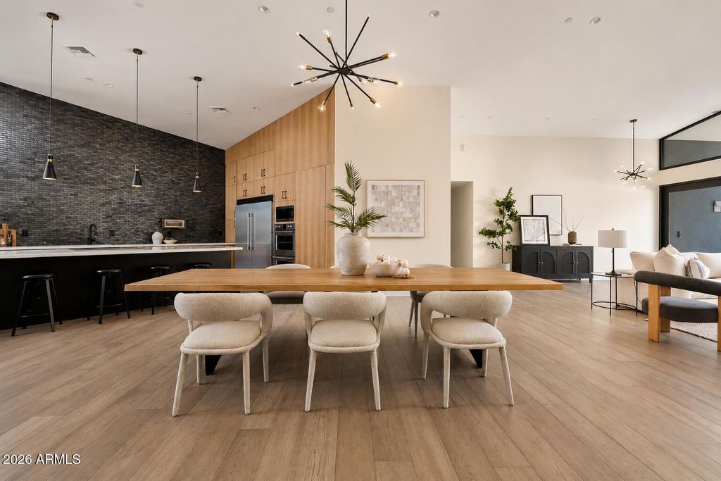 525 W LAMAR Road W, Phoenix, AZ 85013 — photo 4