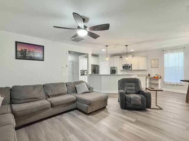 206 Donatella Drive, Goose Creek, SC 29445