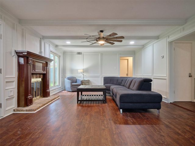 6915 Worcester Drive, Spring, TX 77379