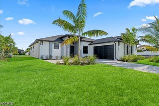 608 SW 20th TER, Cape Coral, FL 33991