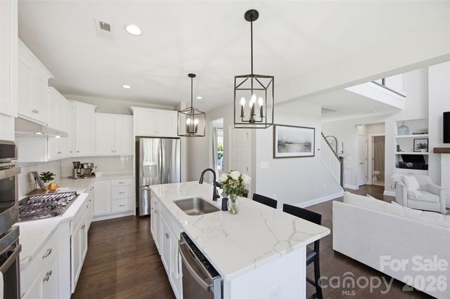 7025 Kingfisher Way, Belmont, NC 28012