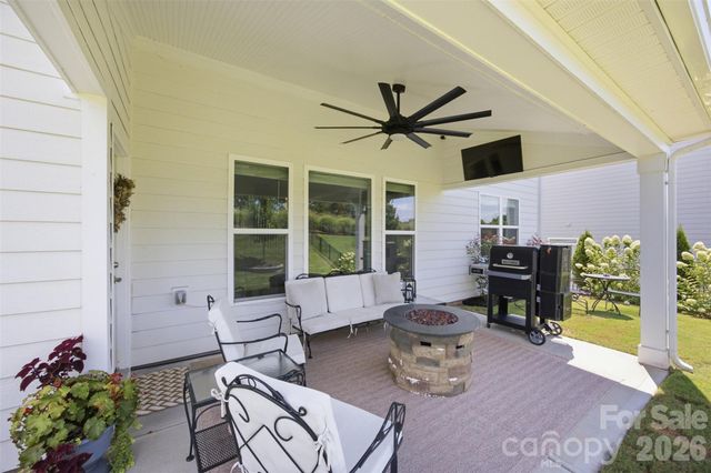7025 Kingfisher Way, Belmont, NC 28012