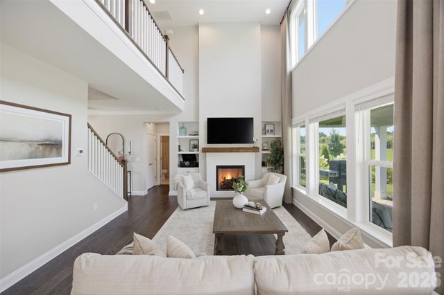 7025 Kingfisher Way, Belmont, NC 28012