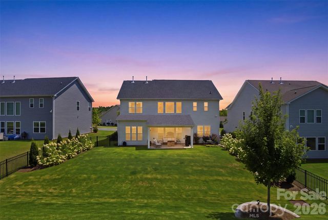 7025 Kingfisher Way, Belmont, NC 28012