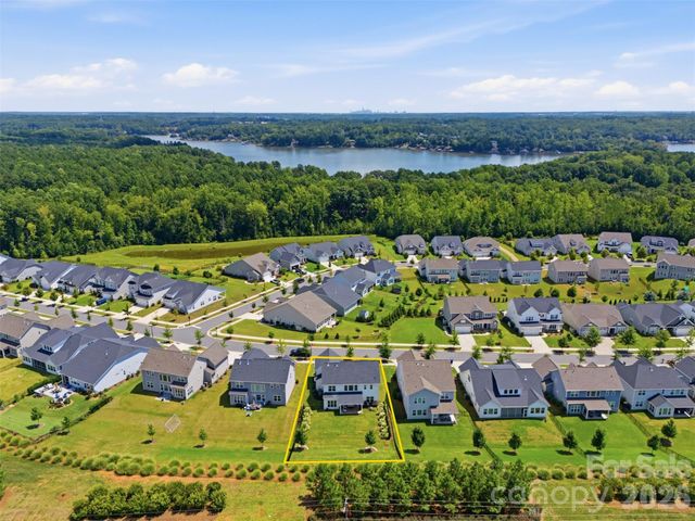 7025 Kingfisher Way, Belmont, NC 28012
