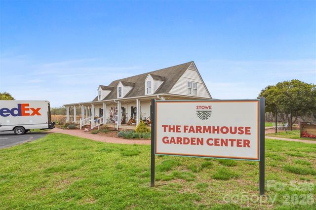 7025 Kingfisher Way, Belmont, NC 28012