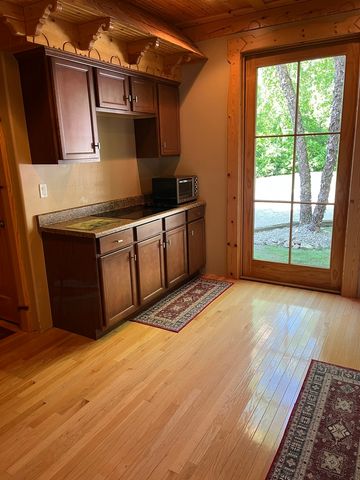 423 Mallard Point, Danville, IL 61832