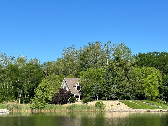 423 Mallard Point, Danville, IL 61832