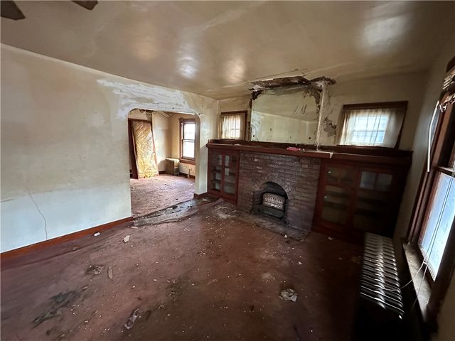 32 S Plaza Avenue, Dayton, OH 45417