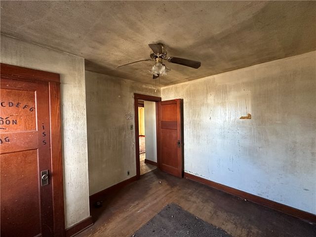 32 S Plaza Avenue, Dayton, OH 45417