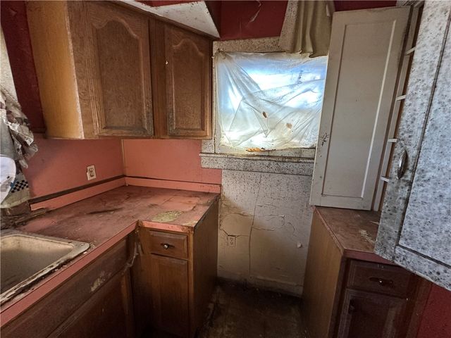 32 S Plaza Avenue, Dayton, OH 45417