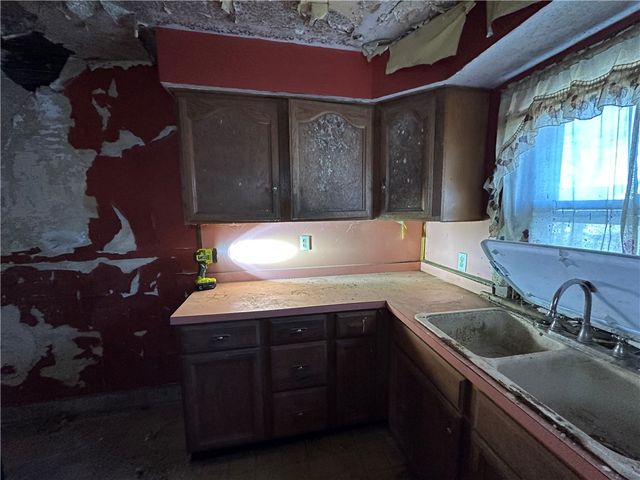 32 S Plaza Avenue, Dayton, OH 45417