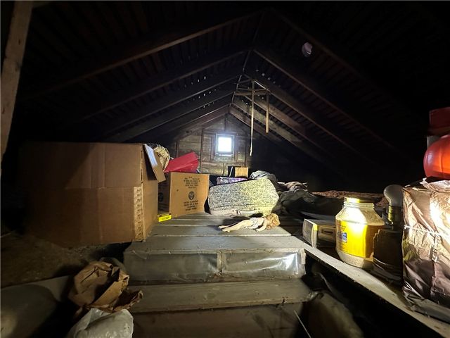 32 S Plaza Avenue, Dayton, OH 45417